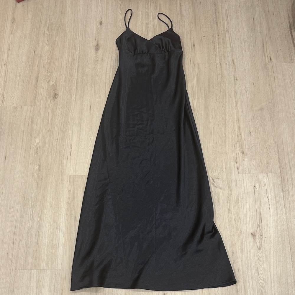 Elegant Black Silk Spaghetti Strap Dress